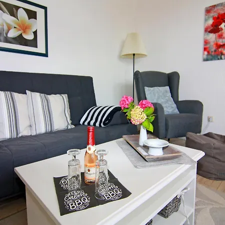 In Nahe Ostseestrand, Cleaning Included Appartement Neubukow